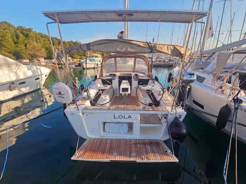 Photo of Lola, image 1 of 5