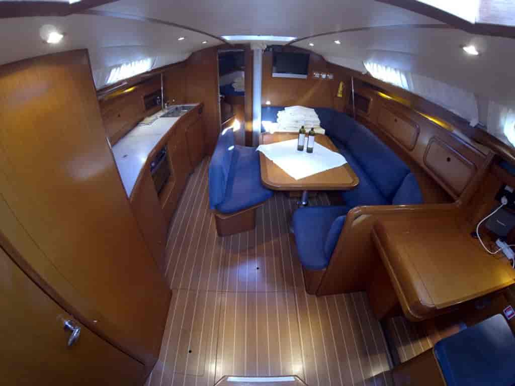 Boat picture 17