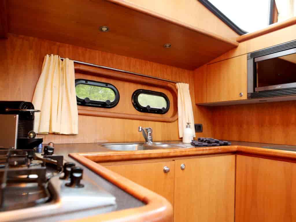 Boat picture 18
