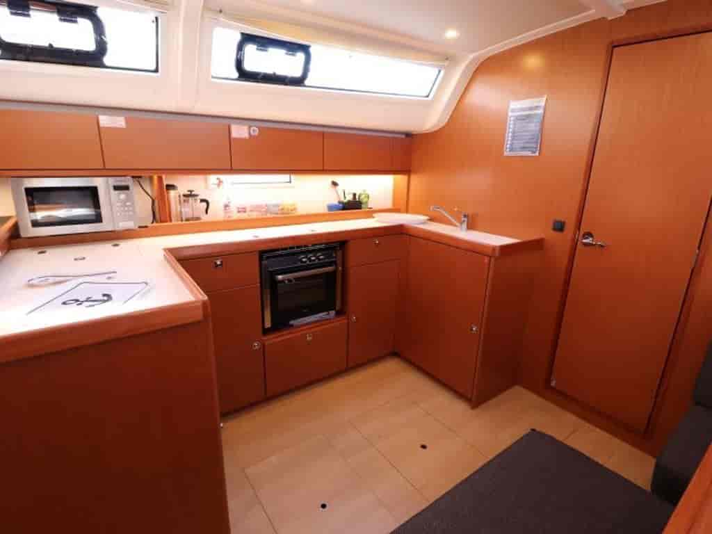 Boat picture 16