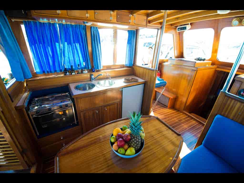 Boat picture 19