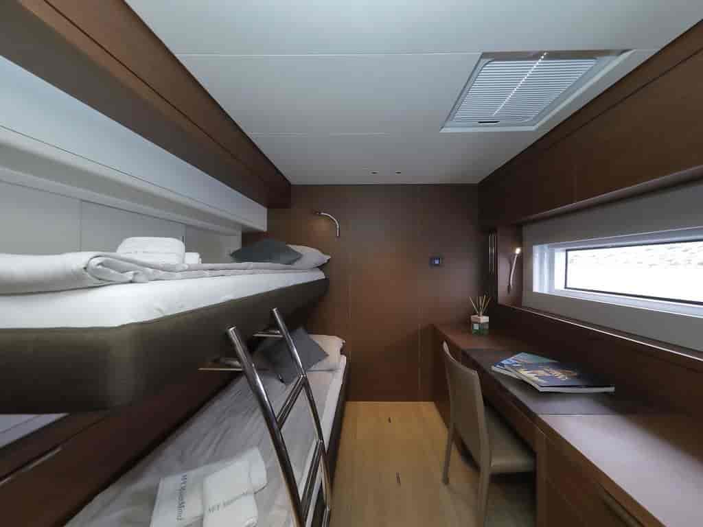 Boat picture 17