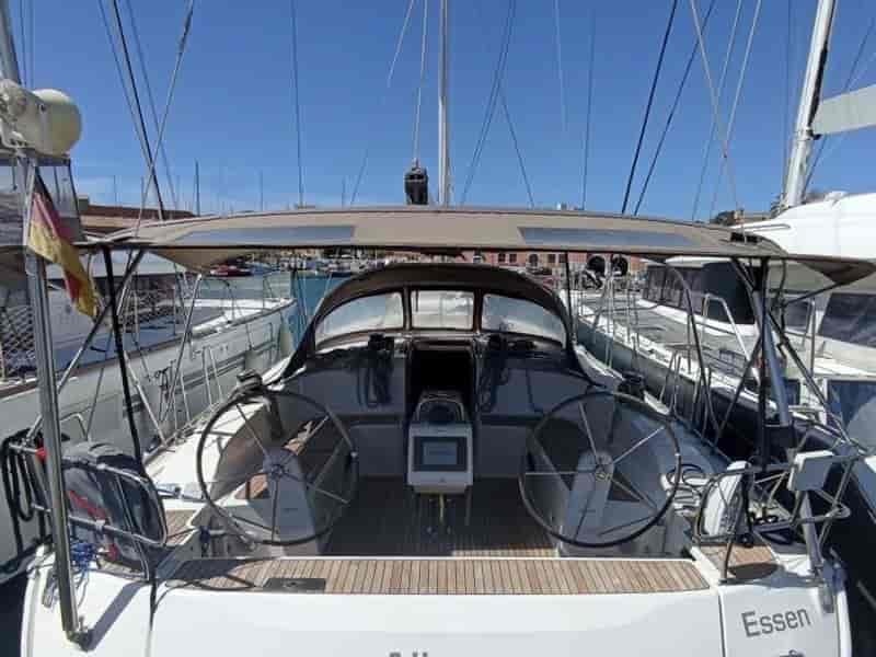 Photo of Alissa, image 1 of 5