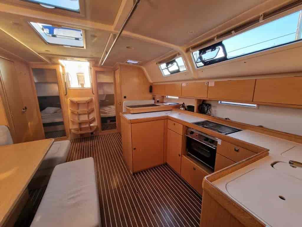 Boat picture 9