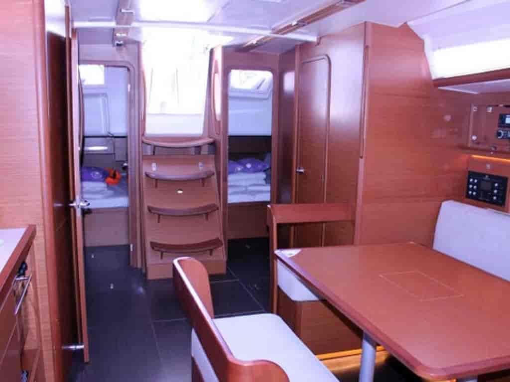 Photo 4 of Tahiri - bareboat