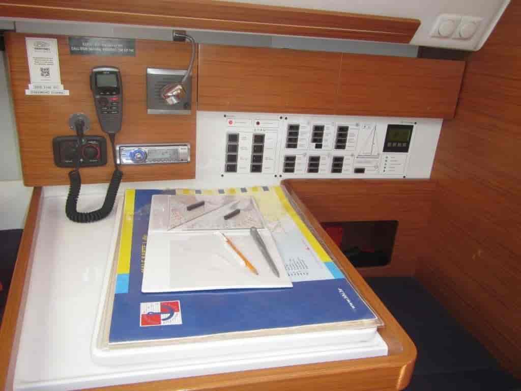 Boat picture 9