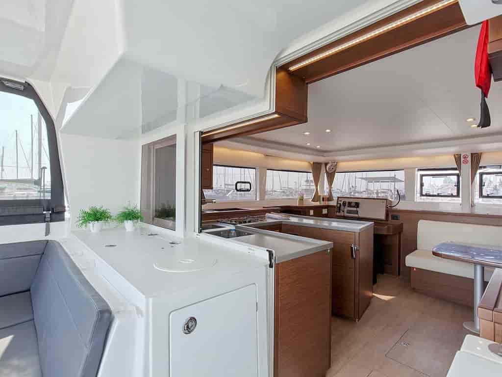 Boat picture 17