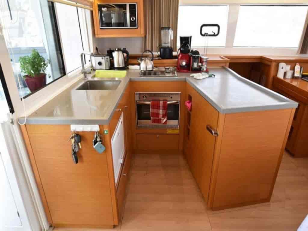 Boat picture 14
