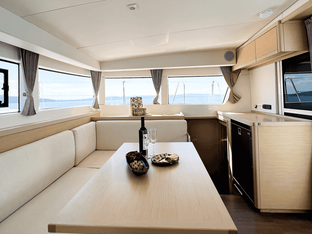 Boat picture 9