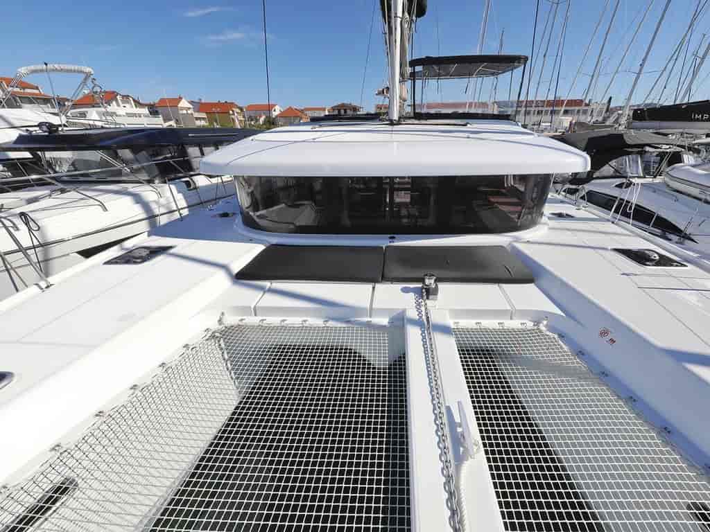Photo 3 of Sail la Vie