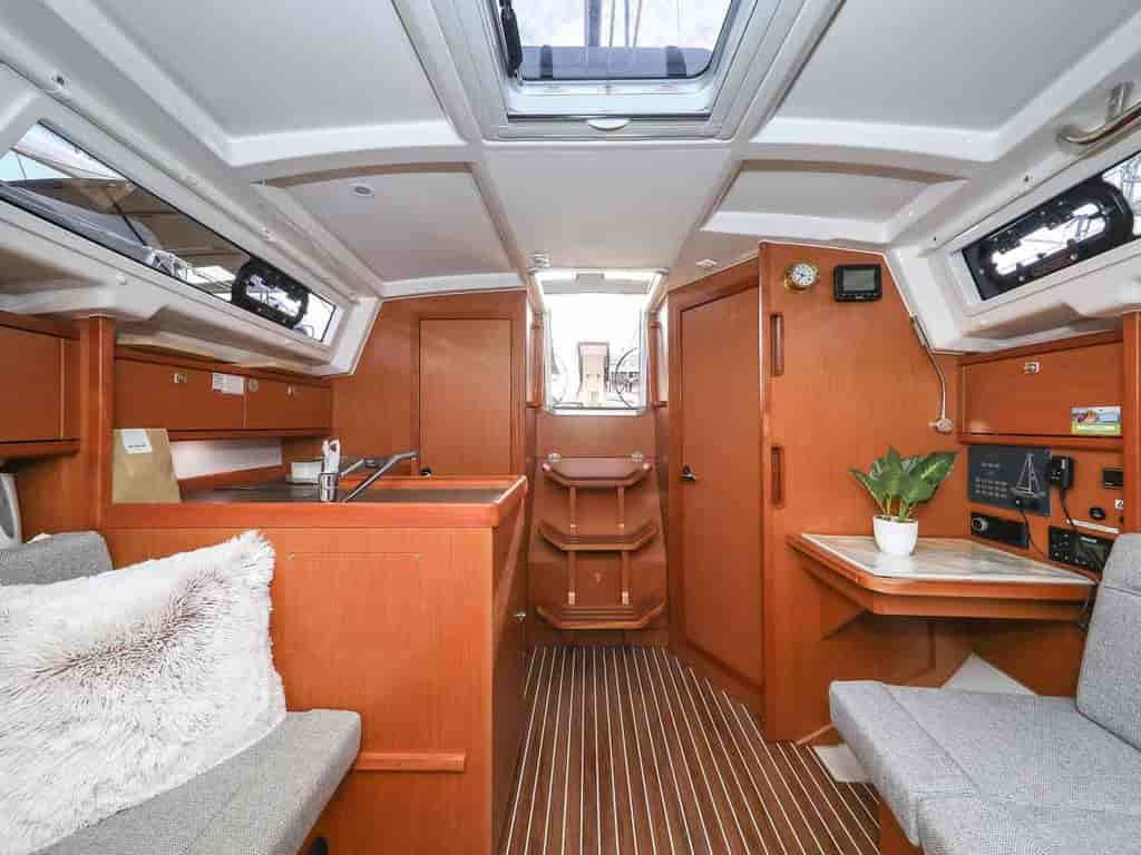 Boat picture 17