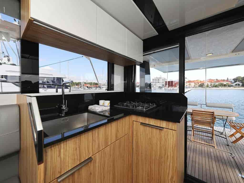 Boat picture 18
