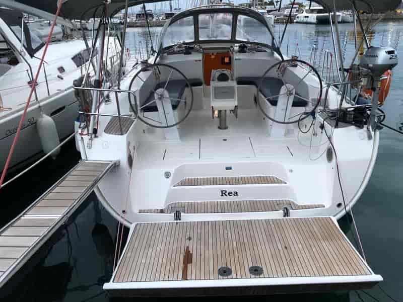 Photo of Rea, image 1 of 5