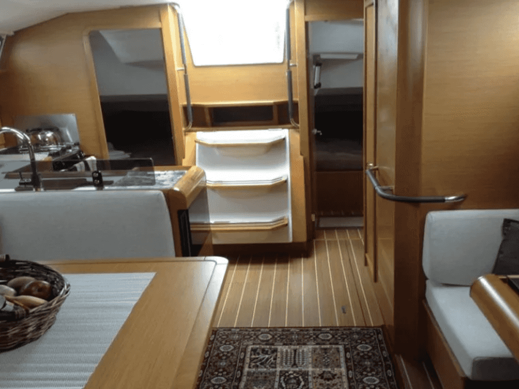 Boat picture 9