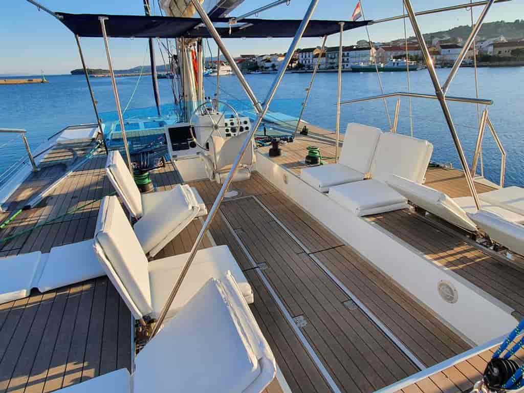 Photo 5 of Upwind
