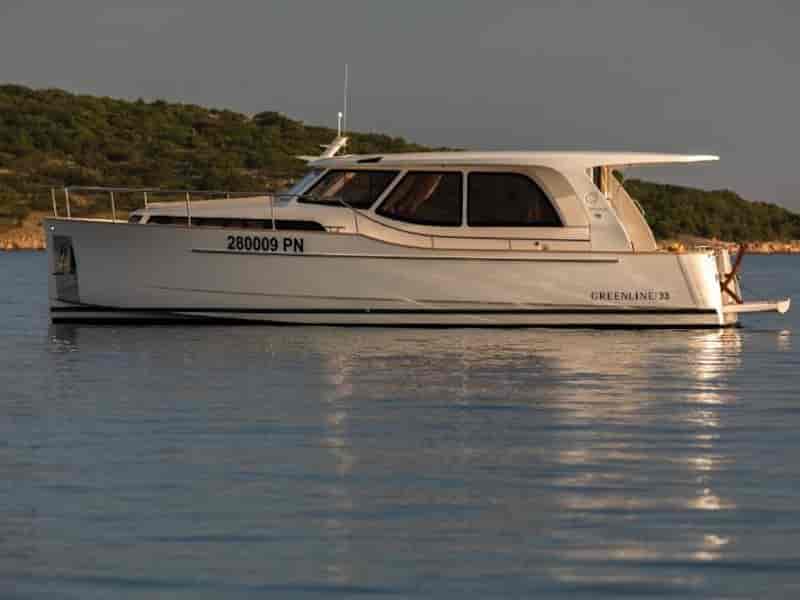 Photo of Ondine, image 1 of 5