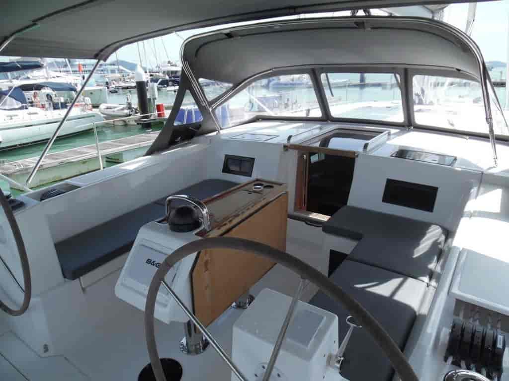 Photo 3 of Isabella 2