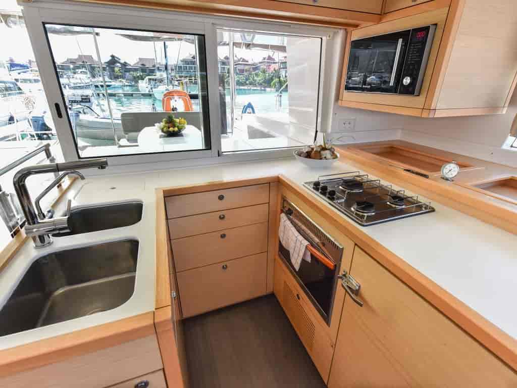 Boat picture 19