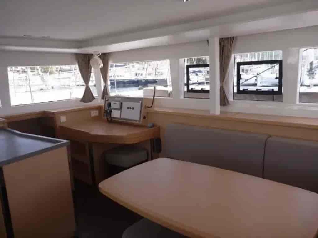 Boat picture 9