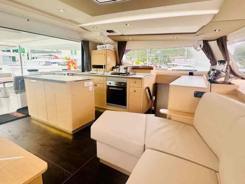 Boat picture 17