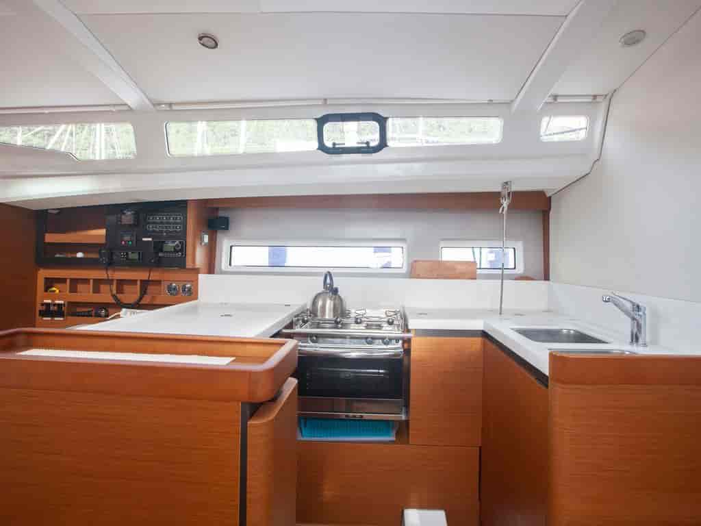 Boat picture 13