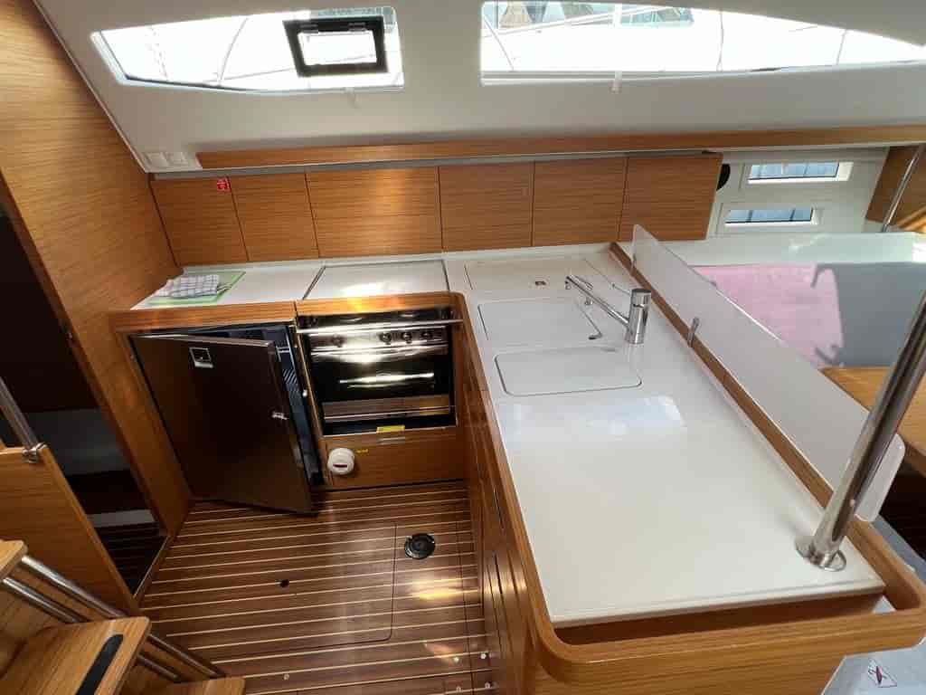 Boat picture 16