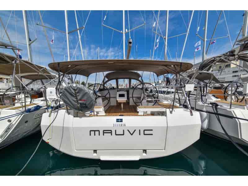 Photo of Mauvic, image 1 of 5