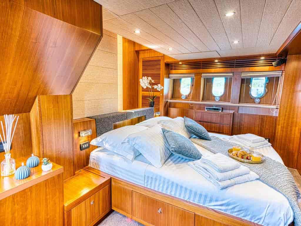 Boat picture 18