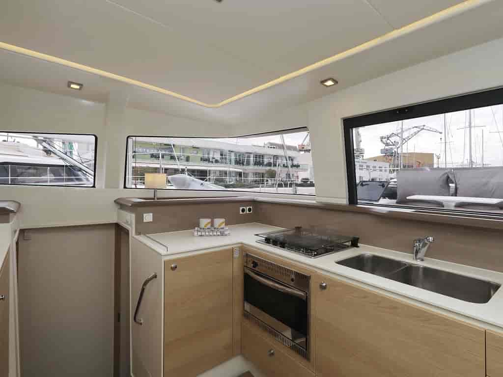 Boat picture 18