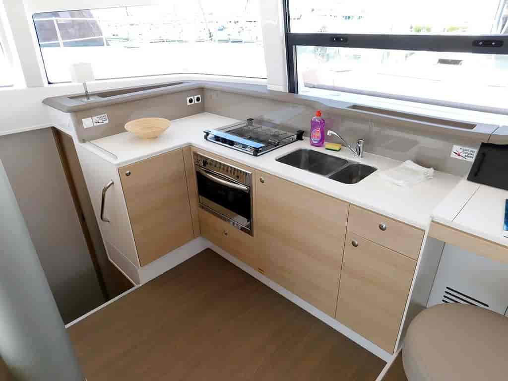 Boat picture 14