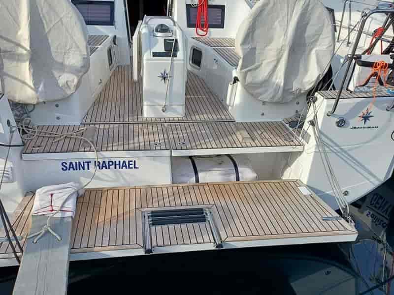 Photo of S. Raphael, image 1 of 5