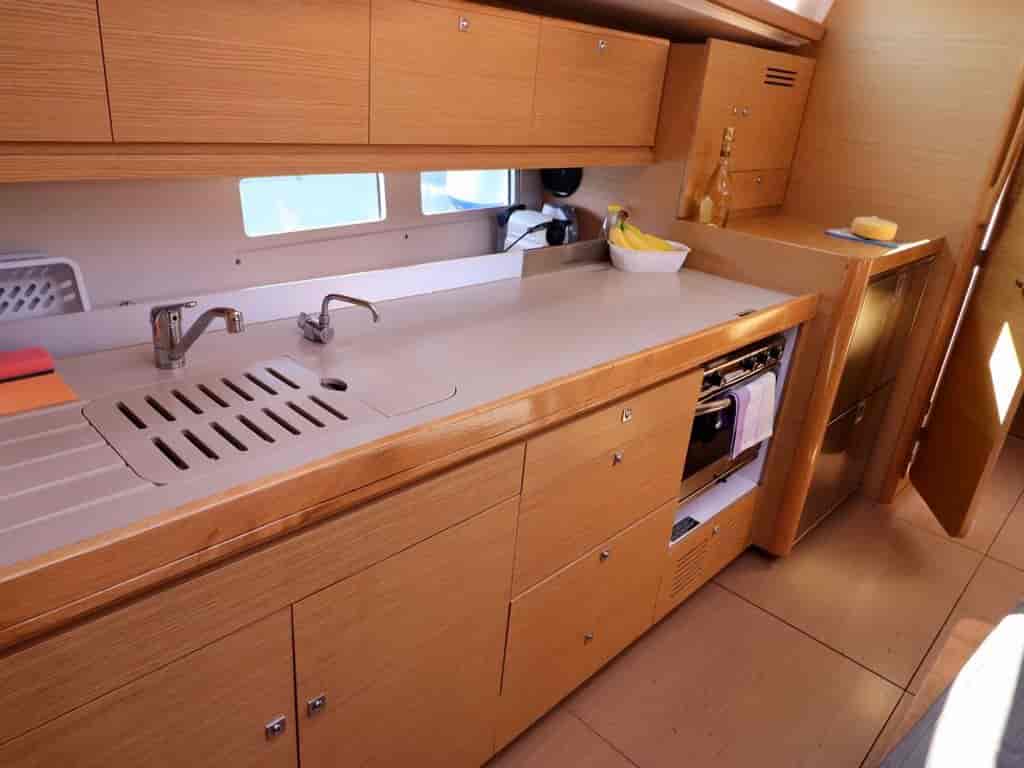 Boat picture 17