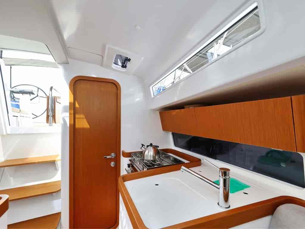 Boat picture 13