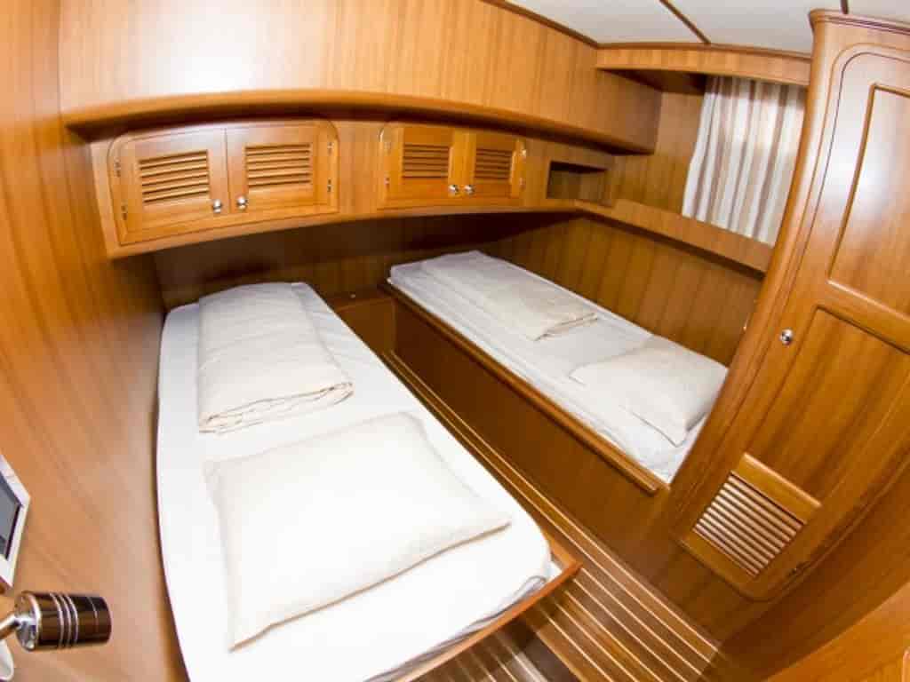 Boat picture 18