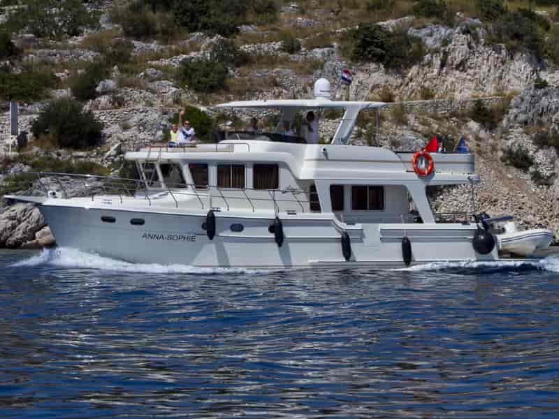 Boat picture 1