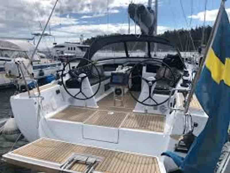 Photo of FOURTEEN, image 1 of 3