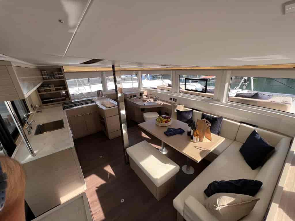 Boat picture 17