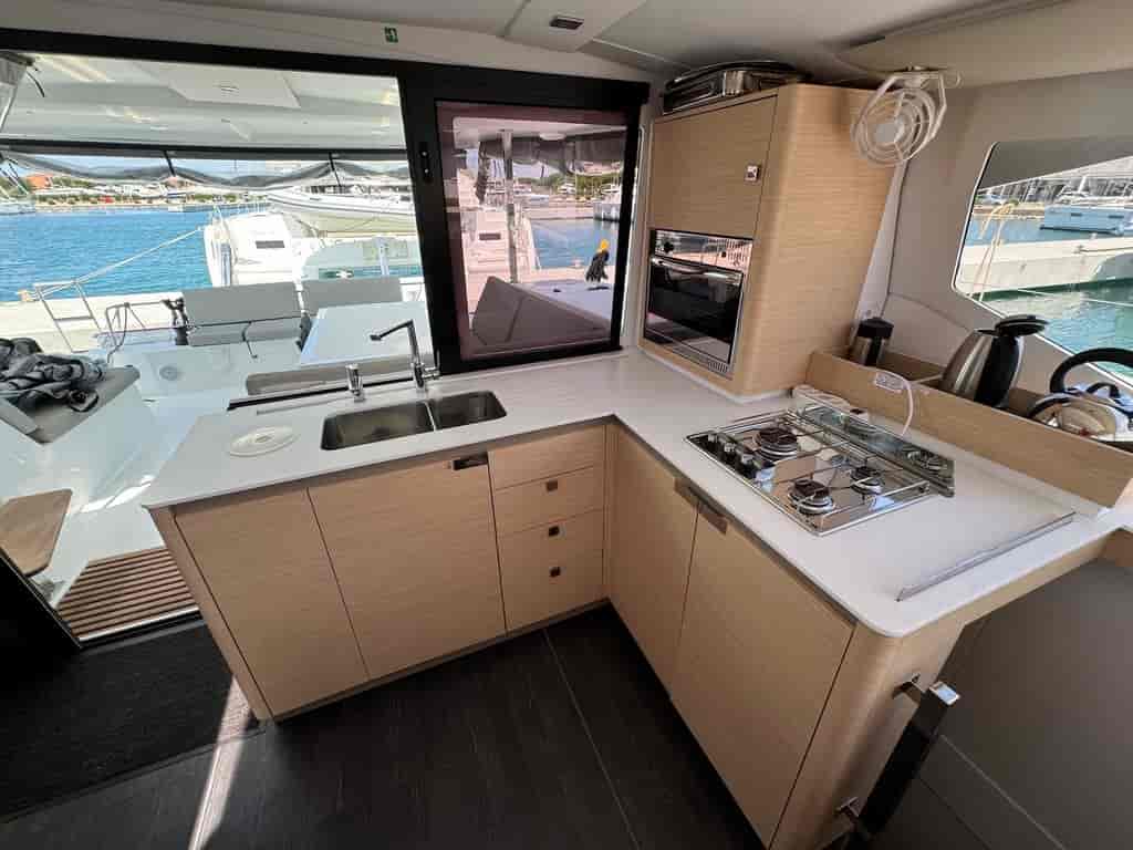 Boat picture 29
