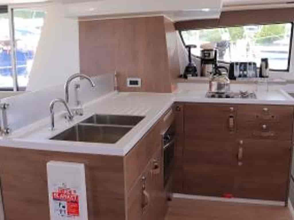Boat picture 10