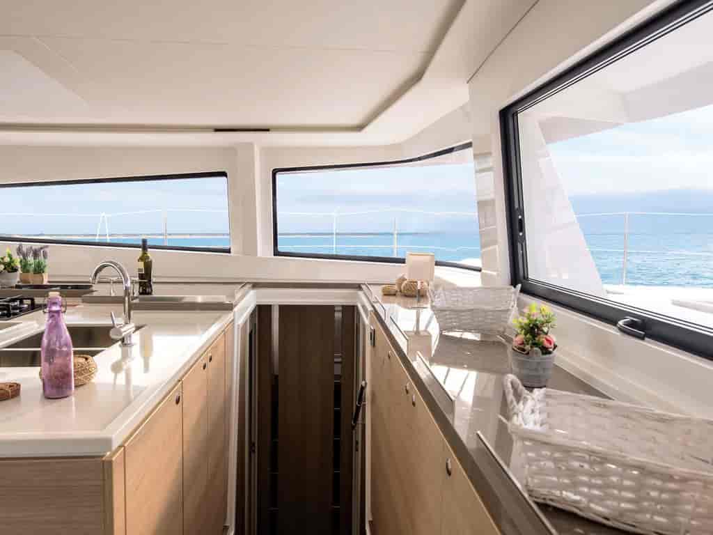 Boat picture 16