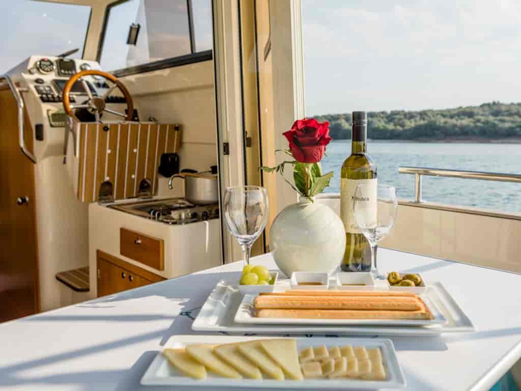 Boat picture 13
