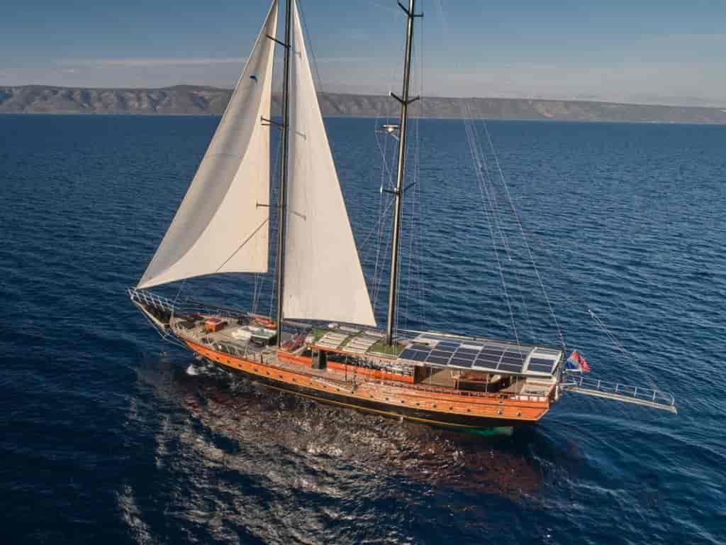 Boat picture 17