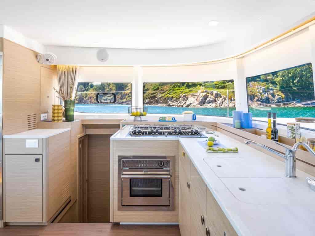 Boat picture 16