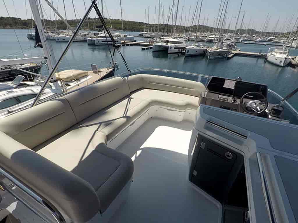 Boat picture 14