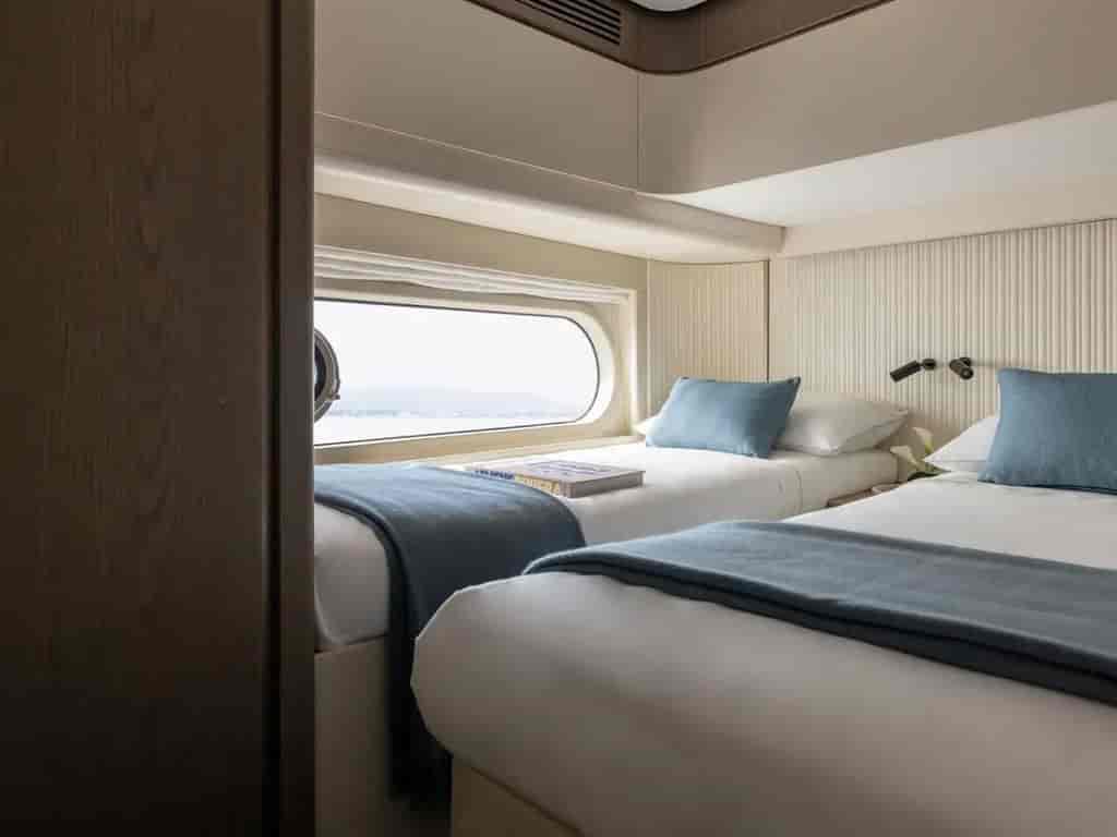 Boat picture 17