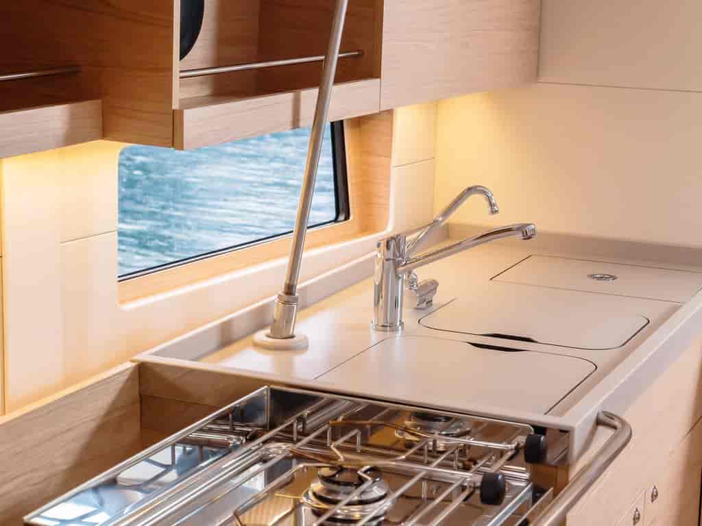 Boat picture 9