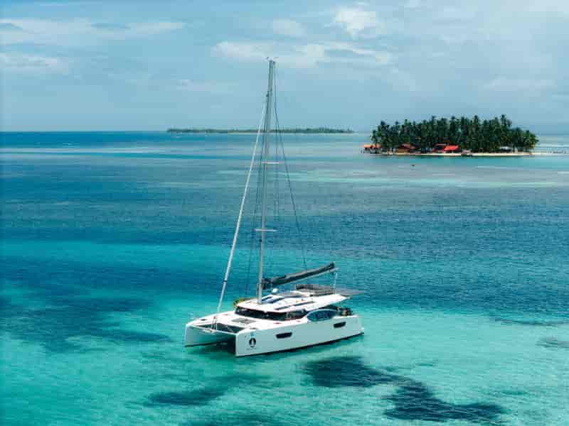 Photo of Batamaran, image 1 of 5