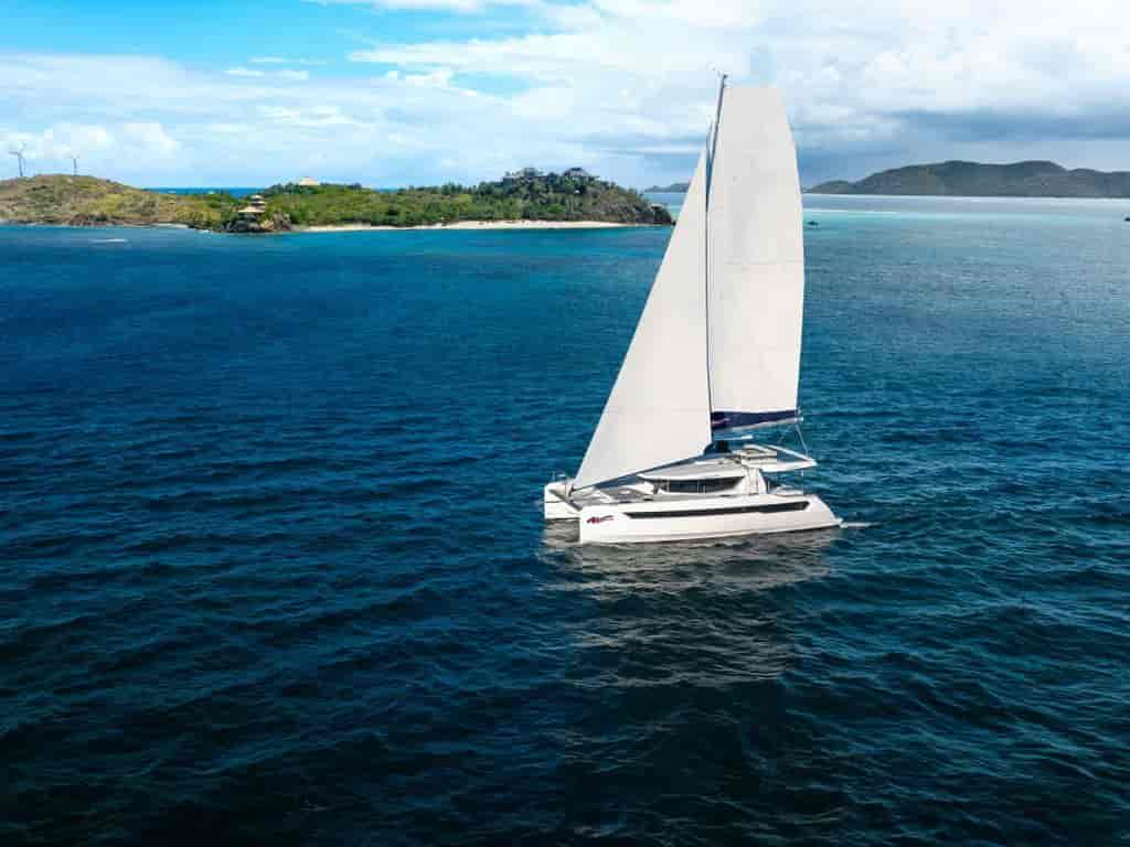Photo 2 of Moorings 5200 Exclusive Plus