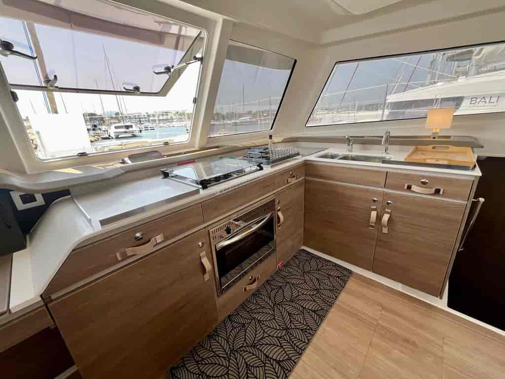 Boat picture 9