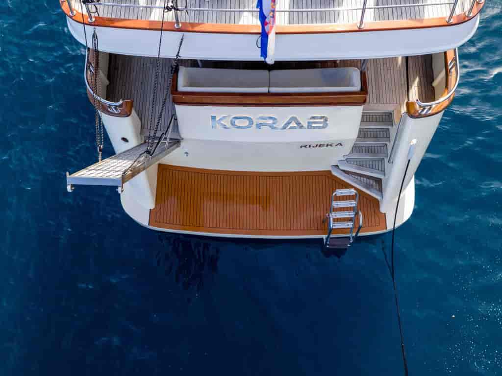Boat picture 18